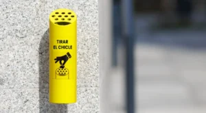 Contenedor para chicles usados