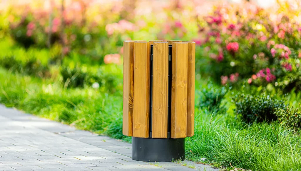 Papeleras urbanas – un elemento esencial del mobiliario urbano