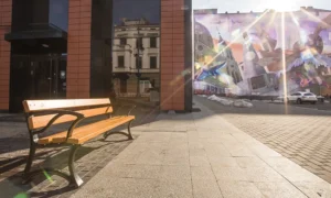 Banco Urbano con reposabrazos