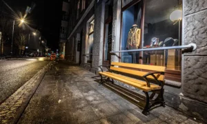 Banco Urbano con reposabrazos