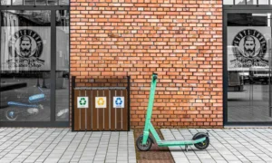 Papelera de reciclaje Narciso