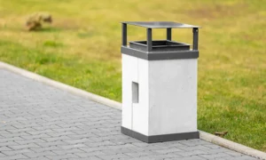 Papelera Roma con cubierta