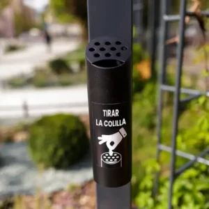 Cenicero urbano de pared