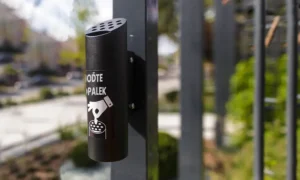 Cenicero urbano de pared