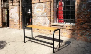 Banco juvenil Sigma para colegios y patios escolares