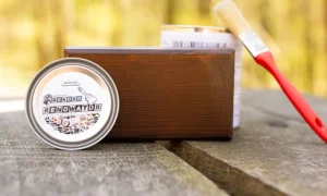 Conservación madera bancos barniz