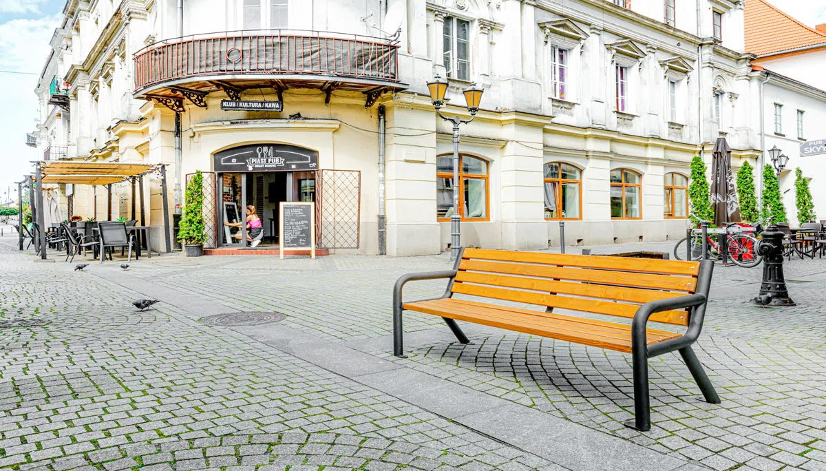 normativa mobiliario urbano 2025 españa