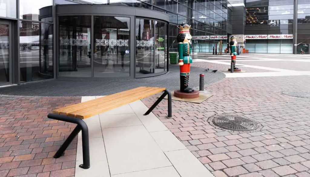 Bancos-resistentes-para-parques-avenidas-y-zonas-costeras