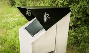 Papelera urbana Roma Inclinada